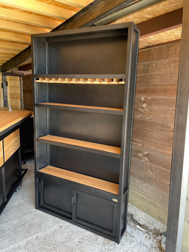 Arrière de comptoir   prix de base : 1490€ réf 3724