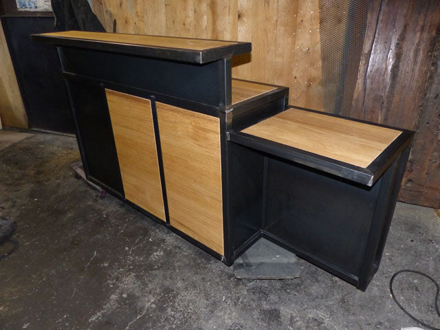 Bar de commerce double plateaux PRIX de base: 1900€ réf 3464