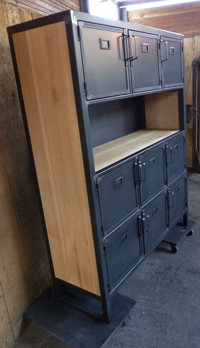 Bibliothèque industrielle 9 portes PRIX de base : 1590€réf 3531