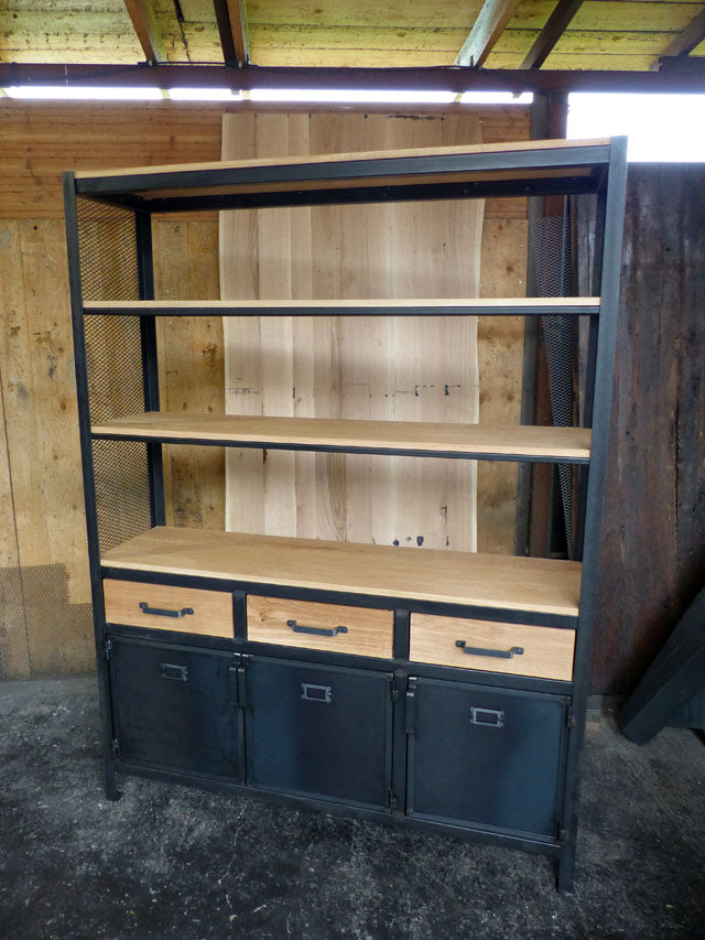 Bibliothèque industrielle métal et chêne PRIX de base: 1450€ réf 3473