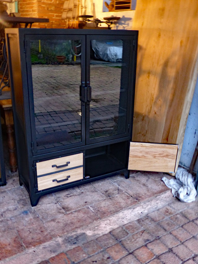 Bibliothèque vitrine 4 portes. PRIX de base : 1 350 € réf 3598