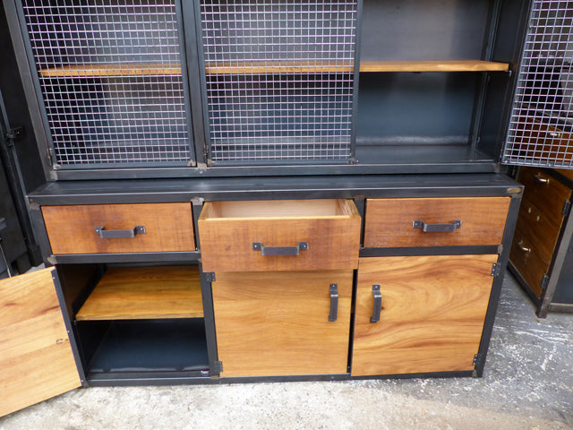 Buffet industriel 2 corps bois métal PRIX de base: 1690€ réf 3066