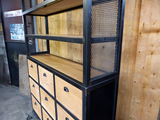 Buffet industriel PRIX de base: 1450€ réf 3291