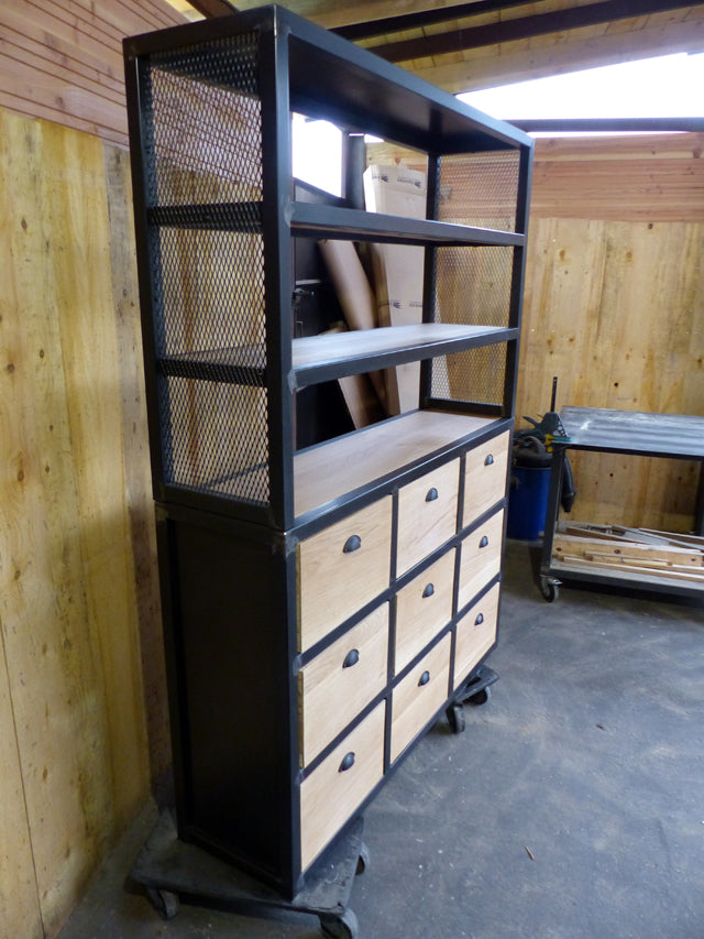 Buffet industriel PRIX de base: 1450€ réf 3291