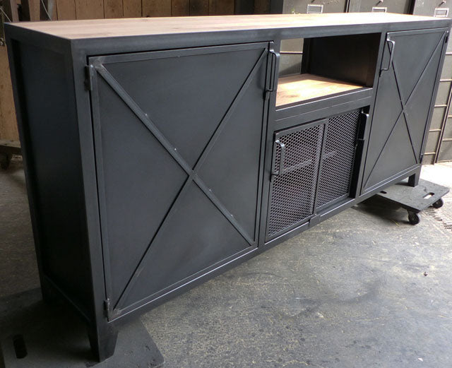 Buffet industriel porte structurées PRIX de base:1550€réf 3515
