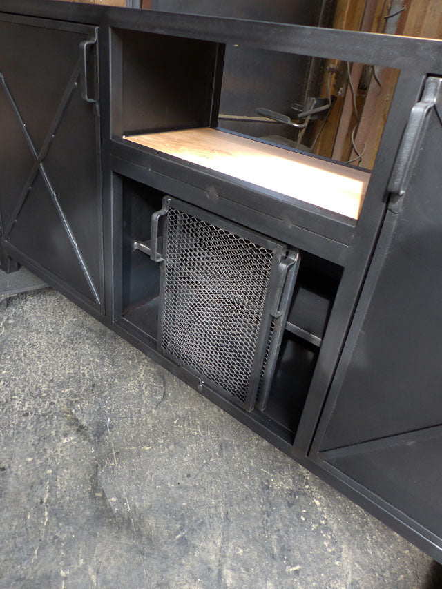 Buffet industriel porte structurées PRIX de base:1550€réf 3515