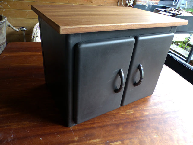 Petit buffet mètal industriel 1950