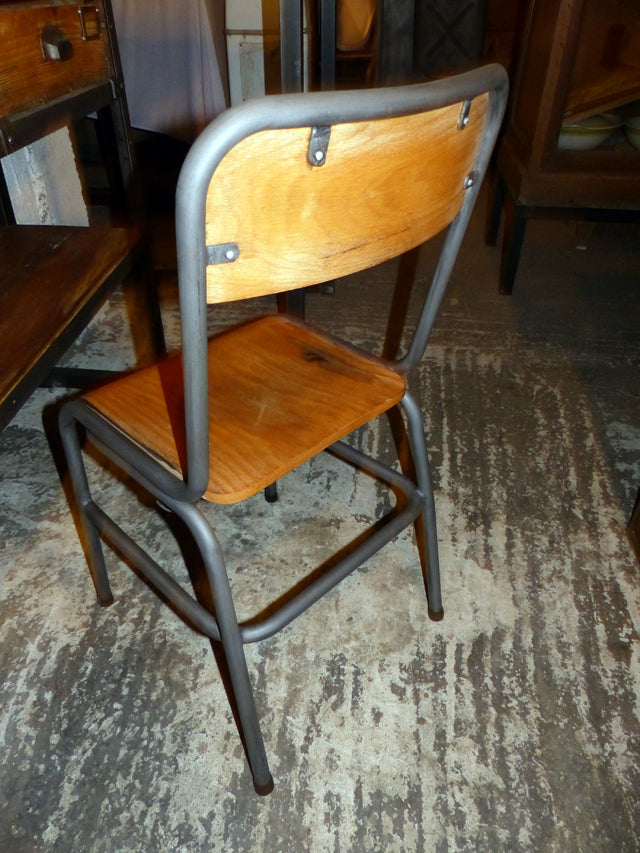 Chaise industrielle d'atelier 1950
