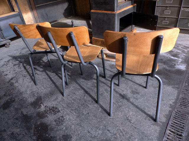Lot 3 chaises industrielle MULCA 1960