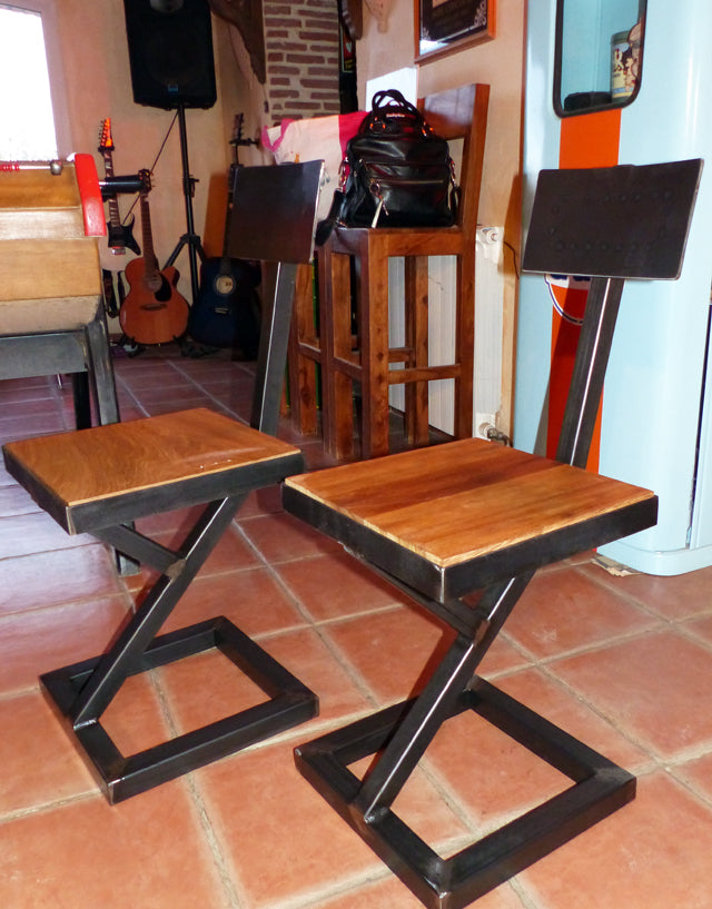 Chaise industrielle PRIX: 130€ pièce réf 3097
