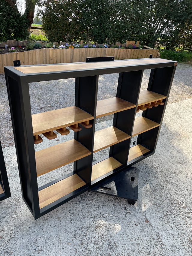 Etagére arrière de comptoir mural  PRIX de base : 990€ réf 4019