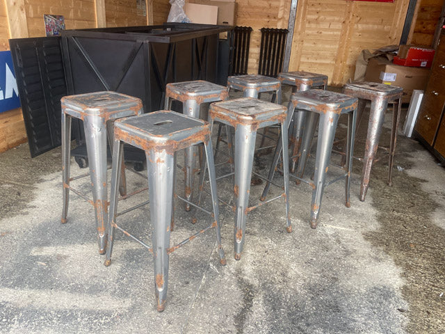 Lot de 8 tabourets bar métal
