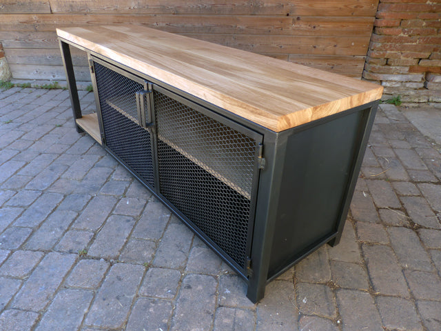 Meuble TV industriel chêne et métal brut PRIX de base:990€ réf 3408