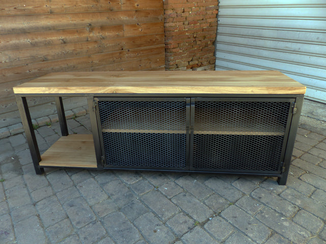 Meuble TV industriel chêne et métal brut PRIX de base:990€ réf 3408