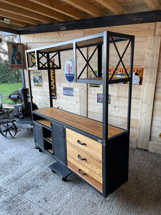 Living design industriel PRIX de base: 1890€  réf 3717