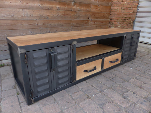 Meuble TV portes persiennes PRIX de base : 1200€ réf 3404