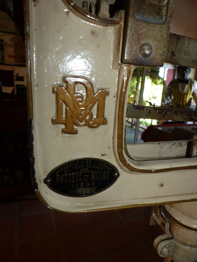 Pese personne en fonte 1900