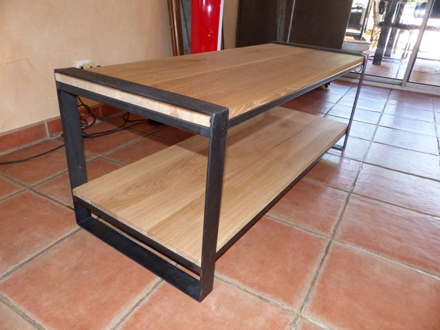 Table basse industrielle "conférence" PRIX de base: 650€ réf 3506