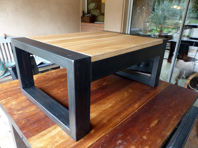 Table basse métal chêne PRIX de base: 790€ réf 3316