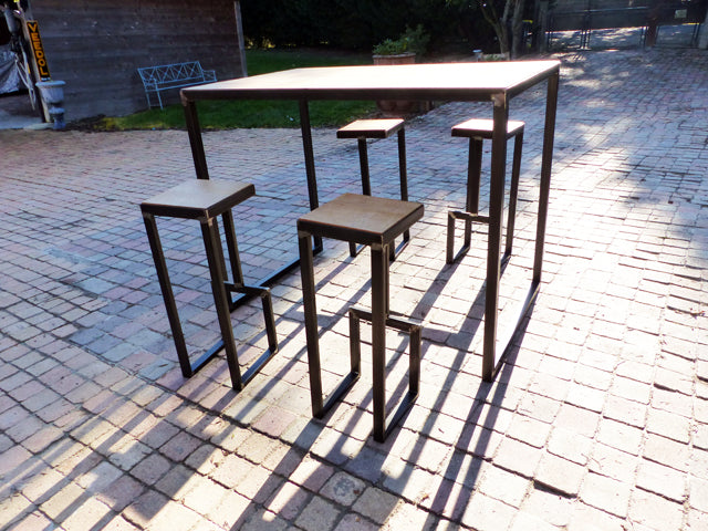 Table mange debout métal & châtaignier PRIX de base: 650€ réf 2116