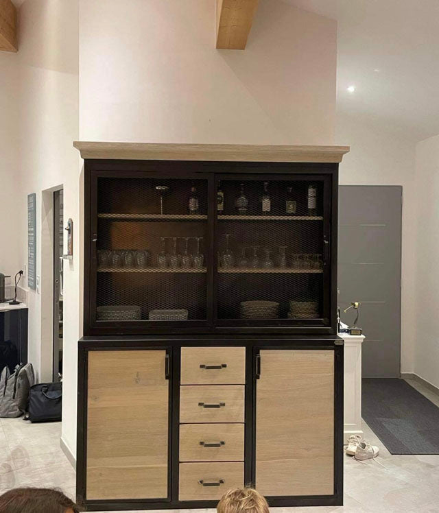 Buffet industriel 2 corps chêne blanchi PRIX de base : 2600€ réf 3719